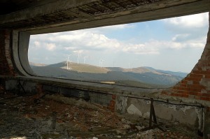 Buzludzha pogled ot chiniata k perkite 2