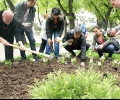 15 декоративни храста засадиха кандидати за народни представители от ГЕРБ в Стара Загора за Деня на Земята