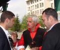 Водачът на листата на РЗС Станимир Стойчев и още трима кандидат-депутати разговаряха с производители и търговци на пазара в Чирпан