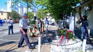 Заместник-кметът на община Гълъбово Димитър Василев поднесе венец, изпратен от ръководството на Община Гълъбово, пред паметната плоча на загиналите пожарникари при изпълнение на служебния им дълг.