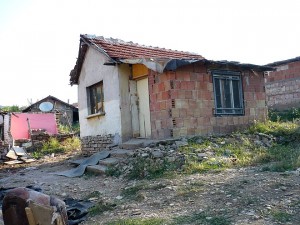 Предстояща за събаряне къща в зоната