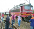 Влак се запали на 2 километра от Стара Загора