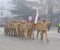 Министърът на отбраната и кметът на община Казанлък посрещнаха 17-та рота от мисията в Афганистан
