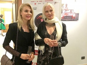 Магдалена Ралчева с Изабел Русинова