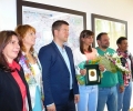 Кметът Живко Тодоров връчи почетен плакет и флага на Стара Загора на олимпийската вицешампионка в скока на височина Мирела Демирева от СКЛА 