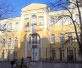 Фалшив сигнал за бомба, подаден от дете, изкара ученици от школото им