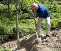 Васил Банов посади дръвче в Алеята на липите