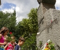 Деца и възрастни положиха цветя пред паметника на Левски в Стара Загора