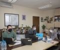 Дариха компютри на нуждаещи се старозагорски деца