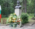 Поклон пред паметта на Ботев и загиналите за свободата и независимостта на България