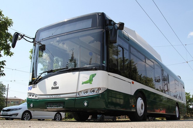 Avtobus gradski transport 1024