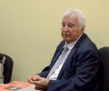 Проф. Минко Балкански дари ученици със своя автобиографична книга