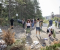 Общински служители спретнаха масивна уборка и освежиха кът за отдих в Стара Загора