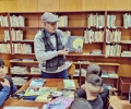 Библиотеката в село Дълбоки получи дар от писателя Димитър Никленов