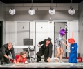 Спектакълът „Банкови кризи и наказания“ на Държавния куклен театър в Стара Загора участва в Първия комедиен фестивал „Тодор Колев“