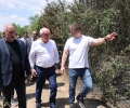 Премиерът Главчев посети пожара край Стара Загора, сформира национален оперативен щаб