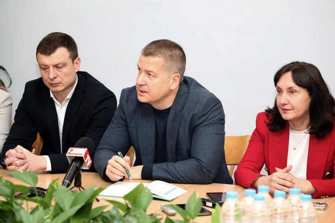 godi6en obzor na kmet i zamestnici pred mediite dnes - 1